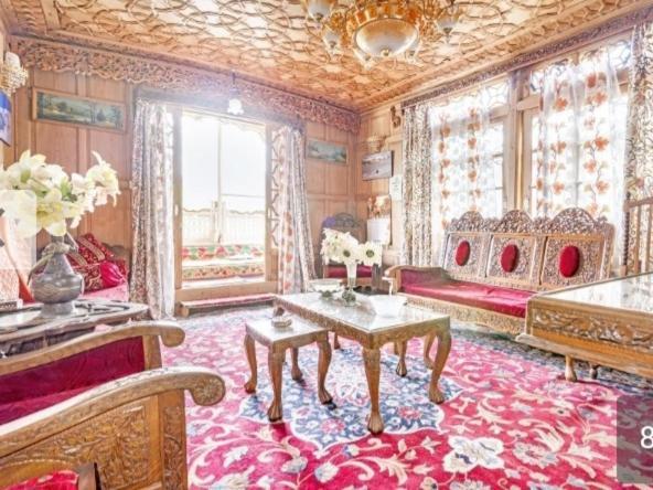 Готель New Minar Group Of Houseboats Срінагар Екстер'єр фото